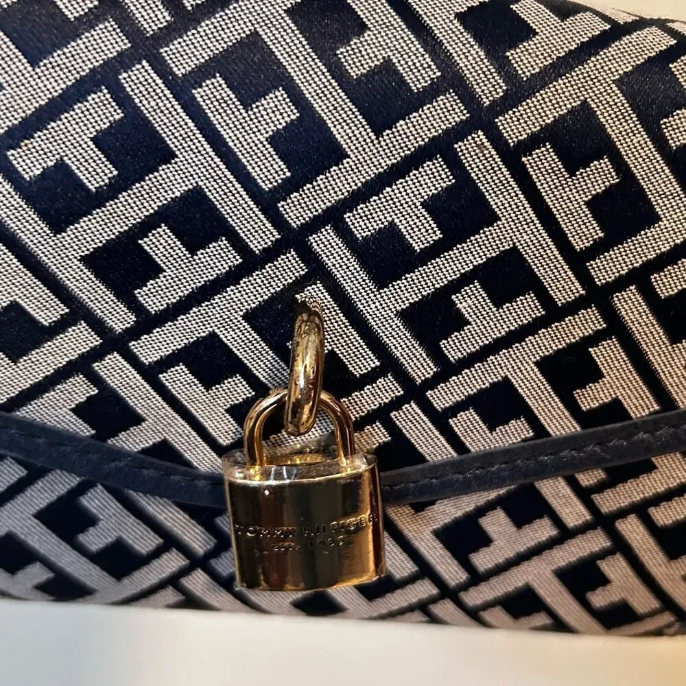 Tommy Hilfiger Monogram Crossbody | Chain Strap Shoulder Bag